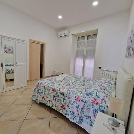 Napoli&Love Apartment Bovio Centro Storico Kültér fotó