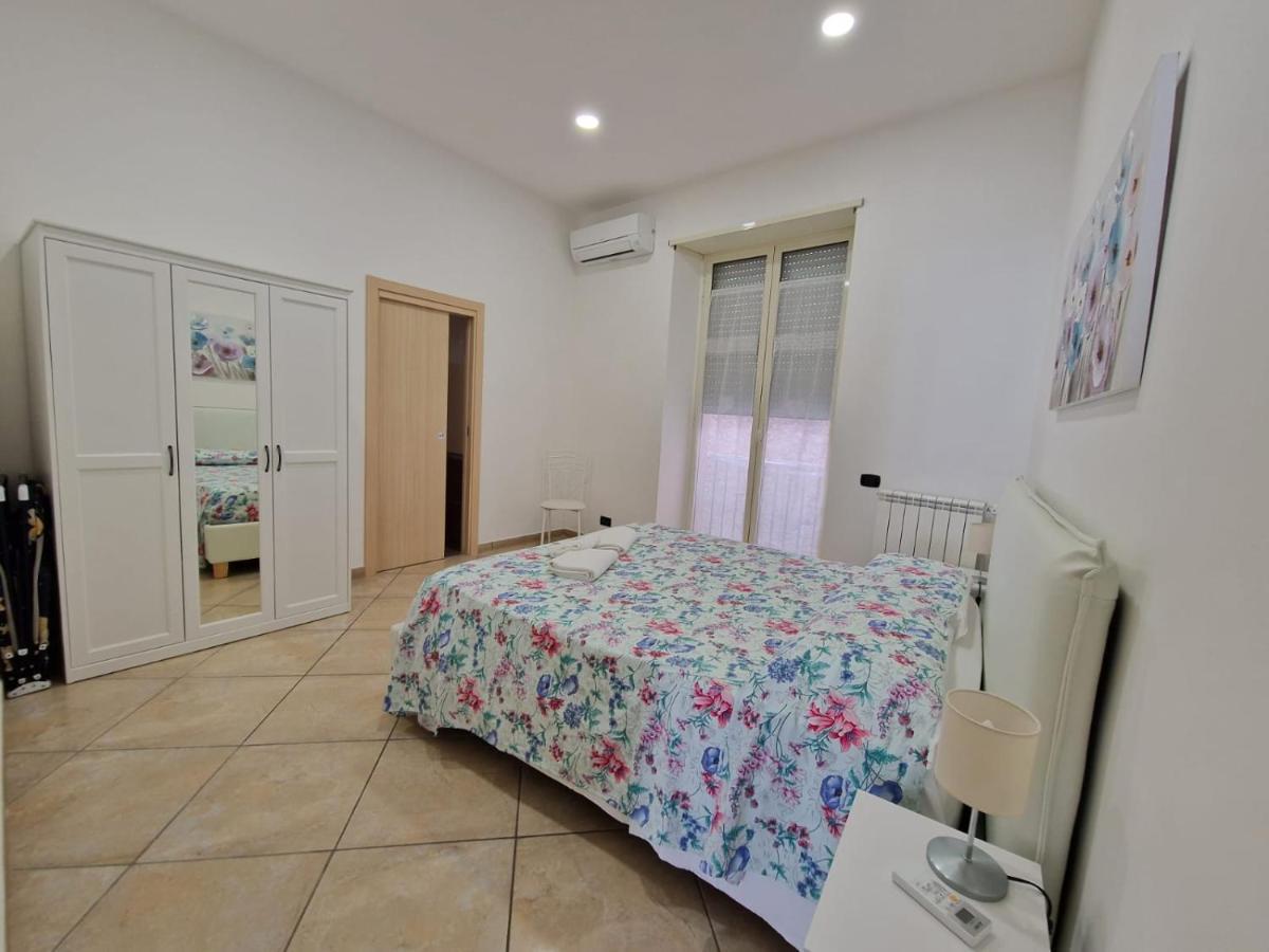 Napoli&Love Apartment Bovio Centro Storico Kültér fotó