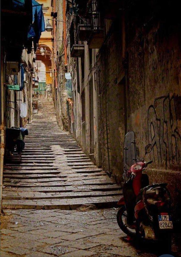 Napoli&Love Apartment Bovio Centro Storico Kültér fotó